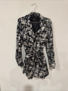 TALIE Black & White Printed Belted Blazer